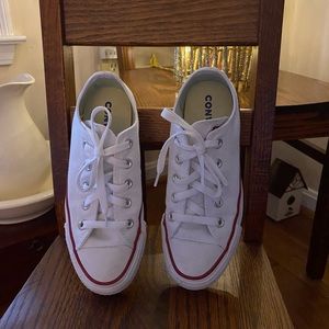 CONVERSE ALL STARS size 6